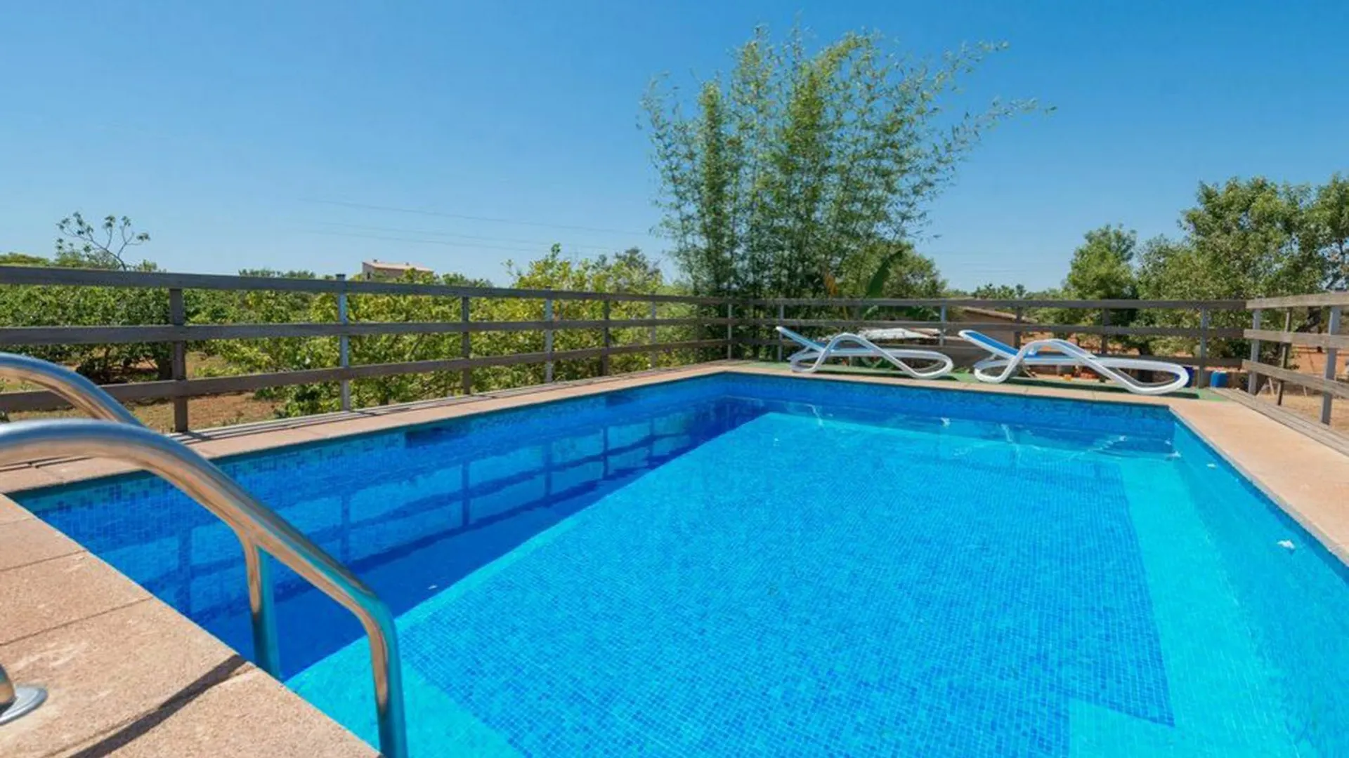 Villa Eulalia location
